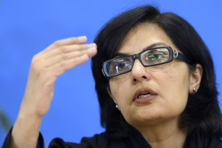 L'Alliance mondiale du vaccin (GAVI) dirigée par la Pakistanaise Sania Nishtar estime que huit millions de personnes pourraient être menacées dans les pays en développement sans le soutien américain (archives). KEYSTONE/MARTIAL TREZZINI